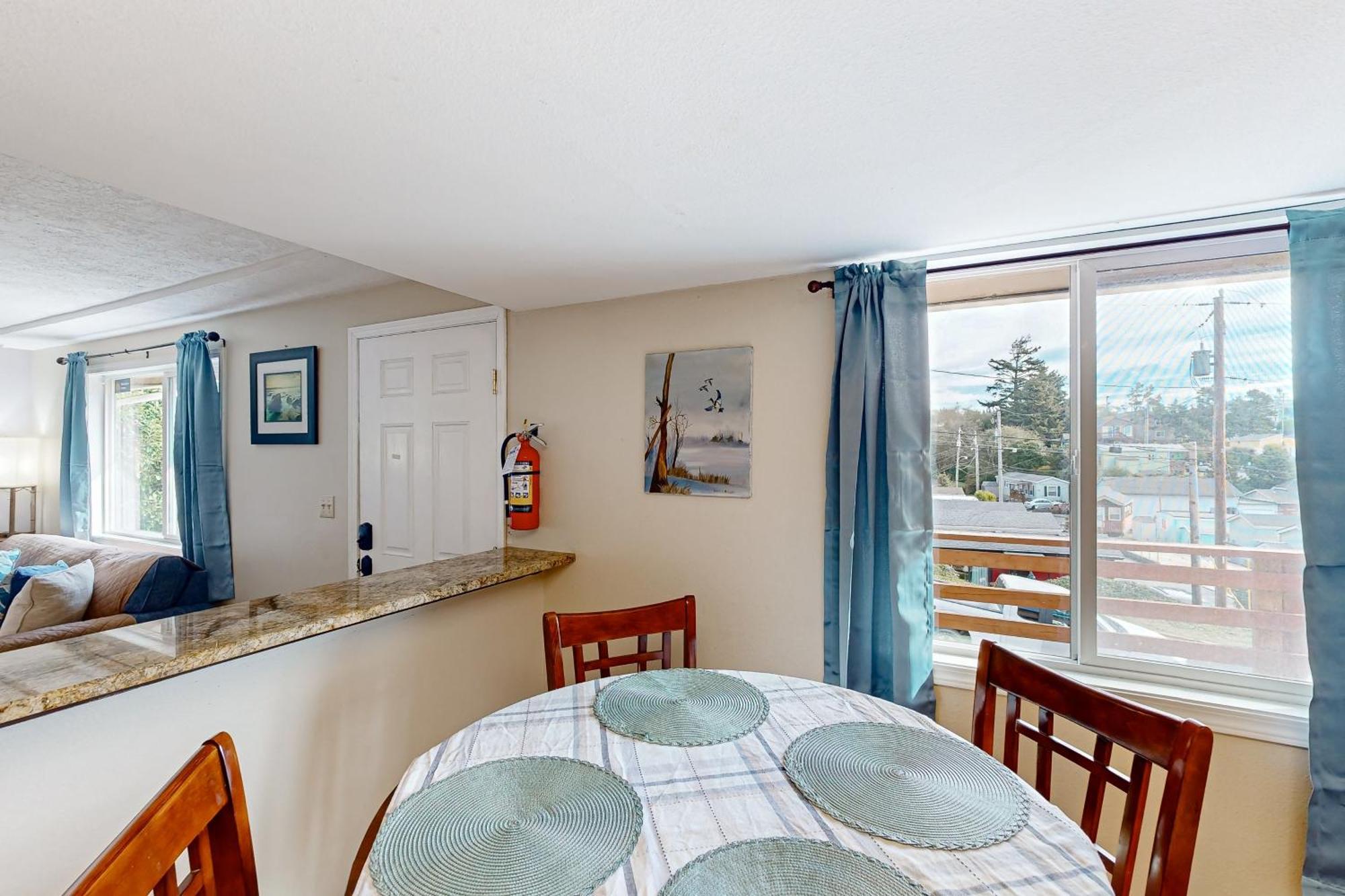 Sakina'S Paradise Three Newport Exterior photo